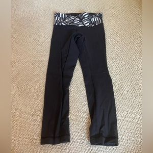 Cropped reversible Lululemon leggings